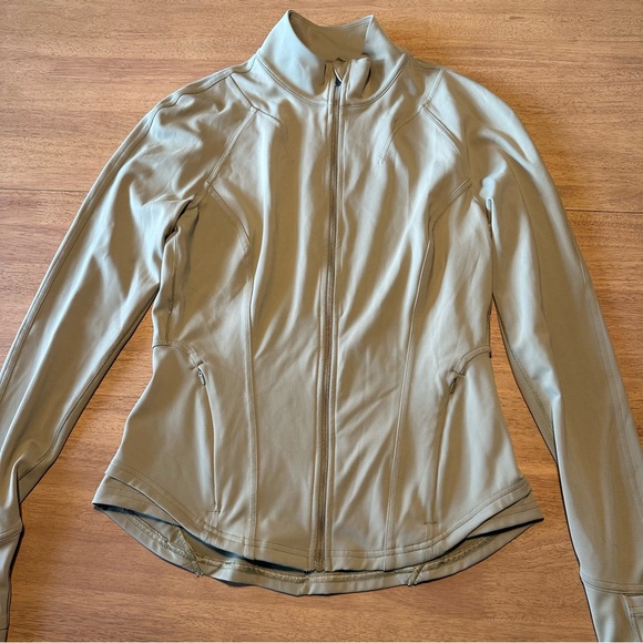 Lululemon Green InStill Jacket - Picture 10 of 11